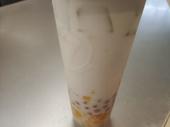 -瑞虹新天地月亮湾