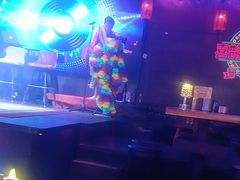 -喜鹊音乐酒馆(西街店)