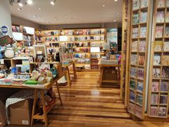 -猫的天空之城概念书店(苏州平江店)