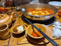 -快活林酸汤鱼鲜品火锅店(甲秀楼店)