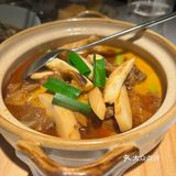 新荣记小酒馆更适合喝酒聊天吃吃小菜逛逛外滩