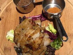 炭烧猪颈肉-小大董·烤鸭(凤凰汇店)