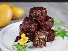 红酒牛肉-水上明月·湖景餐厅