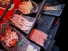 -新哥老官·畅吃123·美蛙世界(苏宁广场店)