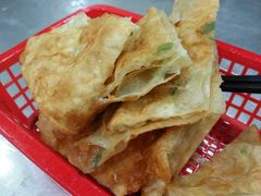 葱油饼-逍遥镇刘相五胡辣汤豆沫馆(康复中街店)
