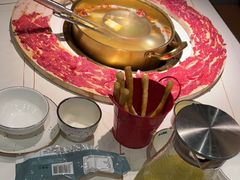 -牛人日志·鲜牛肉骨汤火锅(万科里瑧店)