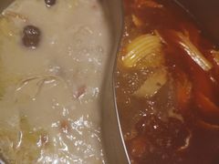 -洪氏嗨捞·猪肚鸡火锅(阳光天地店)