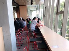 -麦当劳(展览路店)