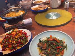 -川流不息·地道川菜·小龙虾(松东路店)