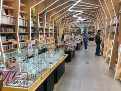 -覔书店(壹方城店)