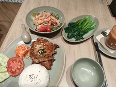 酸辣无骨鸡爪-安南小馆(华润城万象天地店)