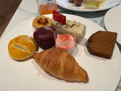 -OPUS+聚全日餐厅(广州增城碧桂园希尔顿逸林酒店)