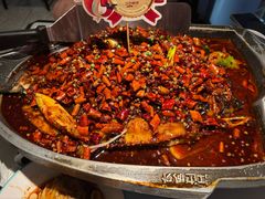 -江边城外烤全鱼(世茂广场店)