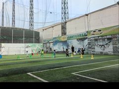 -飞梦少儿足球培训(塘桥校区)