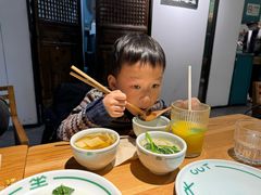 -一坐一忘云南菜(嘉里中心店)