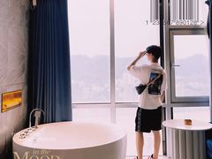 -Ting无边际江景酒店(重庆解放碑云端之眼店)