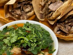 -洪峰浩老北京烧饼夹肉(角门路店)