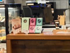 -星巴克臻选(深圳金光华店)