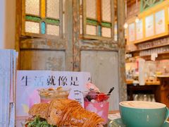 -西关84·History·Art·Cafe