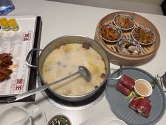 -煲王粤菜餐厅(中侨中心店)