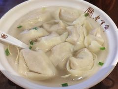 刀鱼馄饨-老半斋(福州路店)