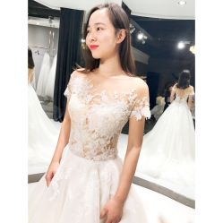 -艾米丽婚纱礼服