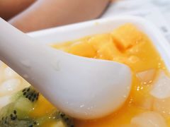 杂果冻小圆子-满记甜品(湖滨店)