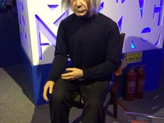 -金石蜡像馆
