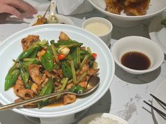 -关东小磨东北菜(漕河泾印象城店)