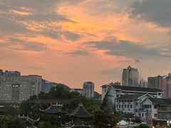 -包整·丝娃娃(一览甲秀楼风景店)