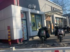 -麦当劳(滨河路DT店)