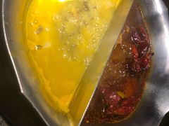 花胶鸡鸳鸯锅-湊湊火锅·茶憩(和平大悦城店)