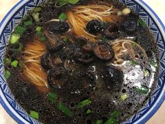 -聚笼鲜美食(凤凰街店)