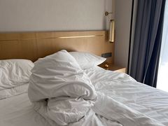 -汀洲酒店(苏州奥体中心地铁站店)