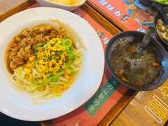 -海盗虾饭·剥好的小龙虾饭(SOHO尚都店)