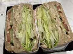 -华荣西饼屋(永护店)