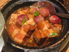 红烧肉-Mountain House East Village 川山甲