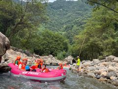 -雅鲁激流探险漂流