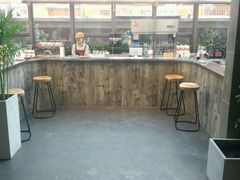 -HIGH FIVE哈福手工汉堡(桂林路店)