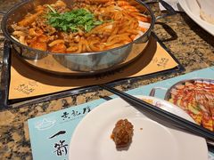-黄记煌三汁焖锅(金凤万达广场店)