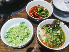 -乡土黄·鲜牛肉火锅·小龙虾(兴业街店)