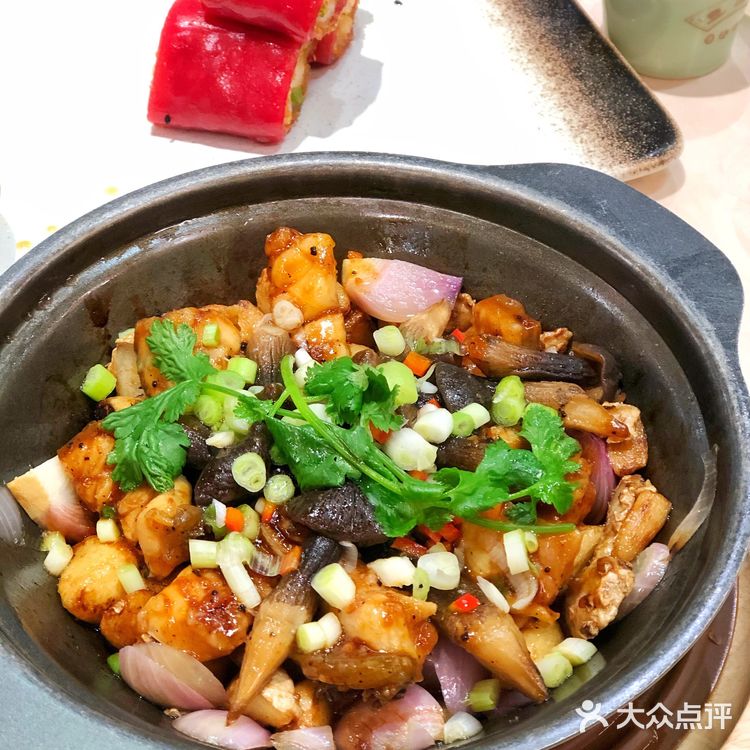 中山公园又现排队王，正宗广式茶点，现点现蒸，口味很嗲