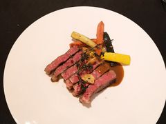 安格斯西冷牛扒配红酒松露汁-圣丰索菲特·法国餐厅