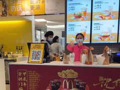 -麦当劳(深圳北站B2检票口楼上)