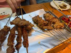 -喝丢一只鞋海鲜烧烤·海肠捞饭(市场店)