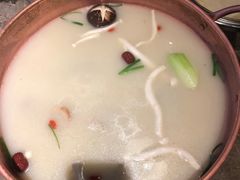 -三人行骨头王火锅(长寿店)