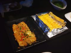 -西街夜油条·麻团包乌饭