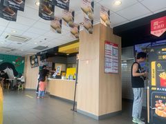 -麦当劳(松江南乐得来速店)