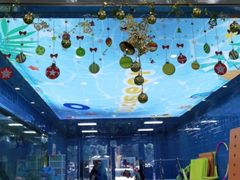 -蓝鲸奇亲子游泳俱乐部