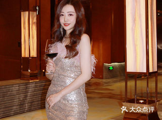 Dinnernight｜来自欧洲的红金晚宴